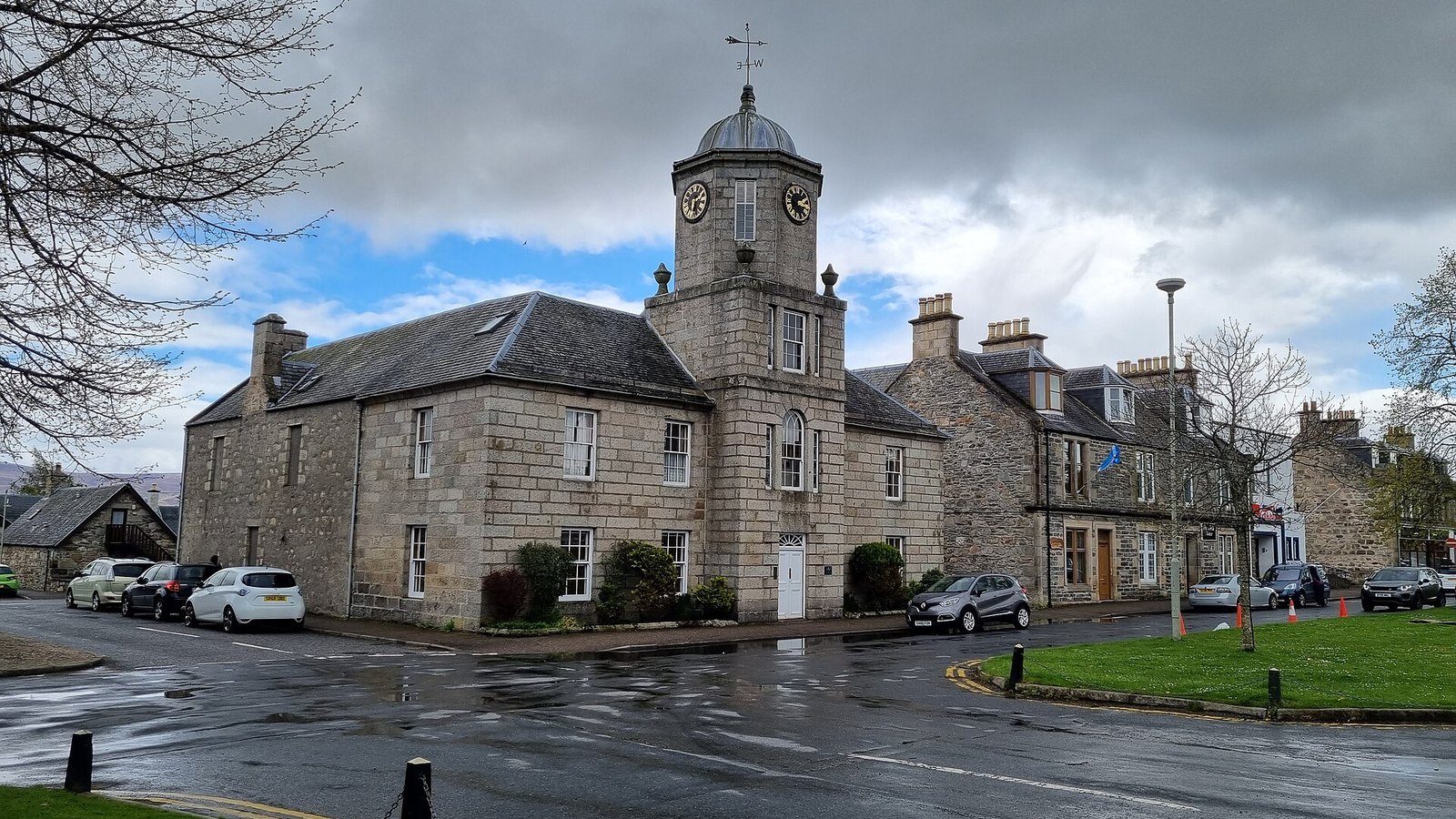 The Georgian square and River Spey at Grantown-on-Spey — airport transfers from Grantown-on-Spey